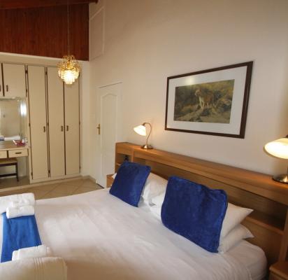 Room image 1