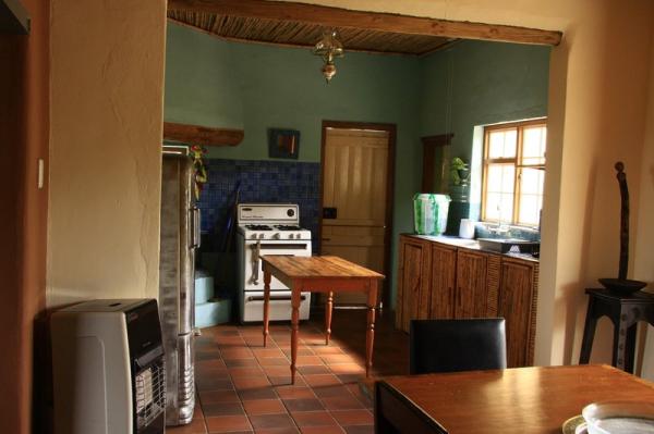Room image 4