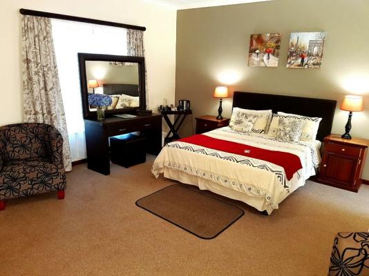 Room image 3