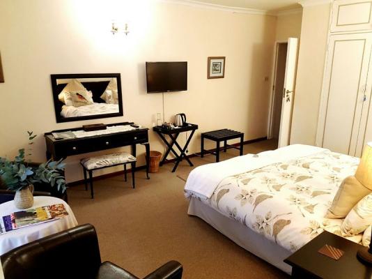 Room image 11