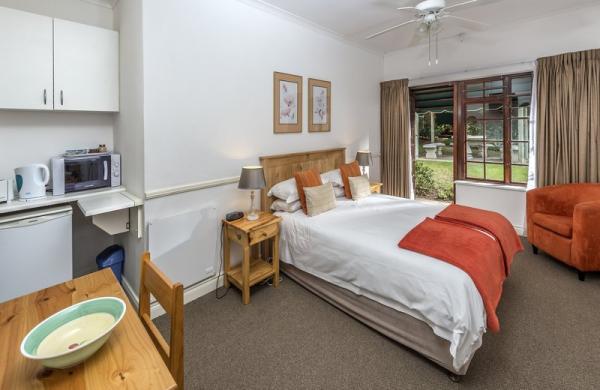Room image 8