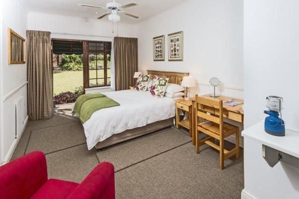 Room image 10