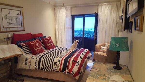 Room image 1