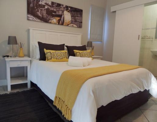 Room image 6