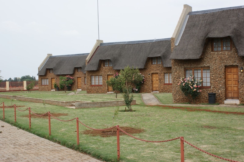 Ingwe Guest Lodge , Vanderbijlpark