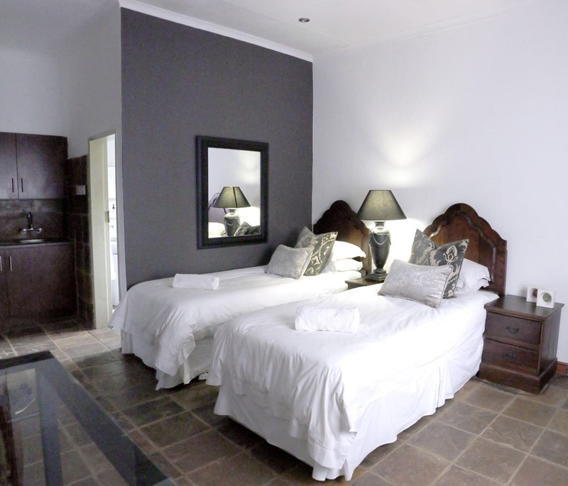 Menlo Park Bachelor flat, Pretoria