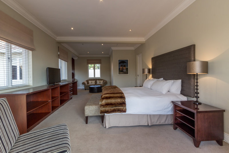 Q On First Guesthouse Johannesburg - 