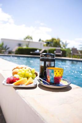 Breakfast by the Pool