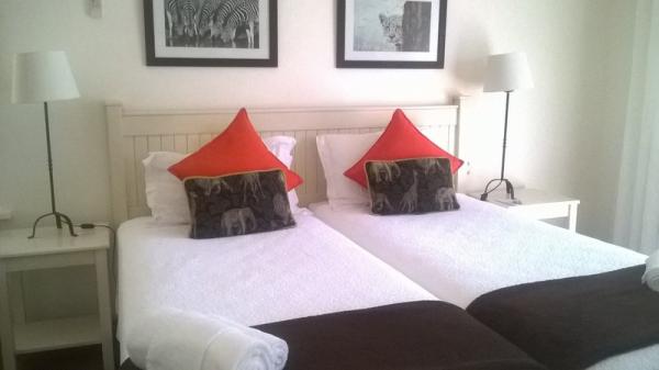Decor on of the luxury twin/double rooms