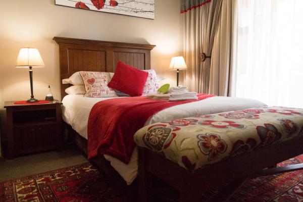 Double Room  - Room 2 - Red