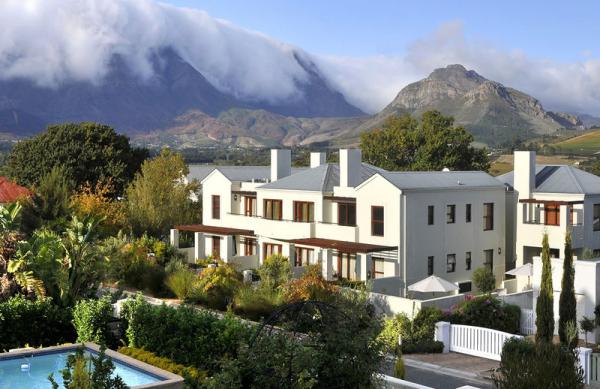 Holly Tree Franschhoek Accommodation