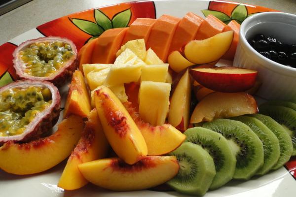 Fresh fruit platter