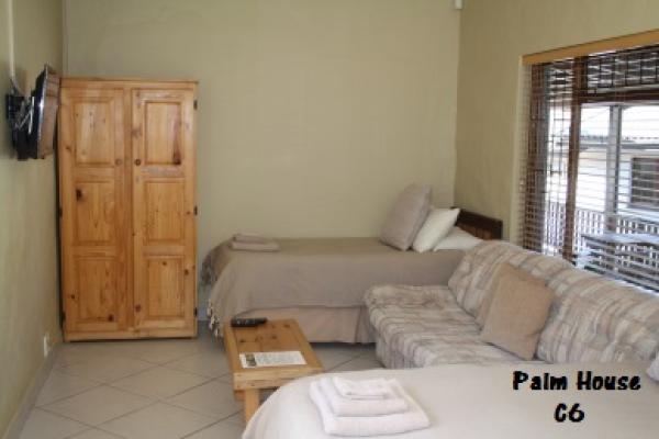 C6 - Palm House - Self-Catering unit