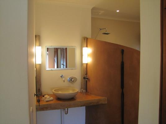 Open plan bathroom