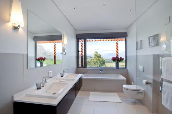 Luxury bathroom 