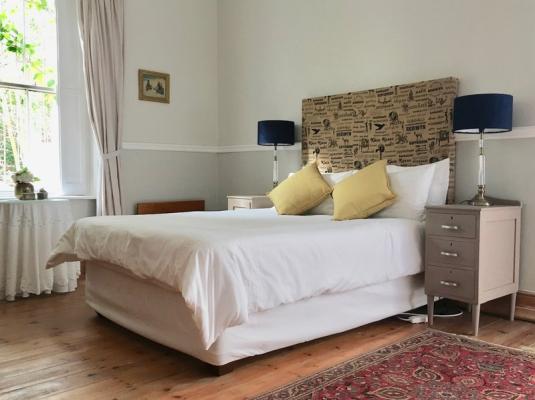 Room 142 - Double Bath/Shower en suite Double Bath/Shower en suite 