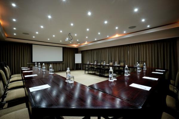 Oxbow Conference Room