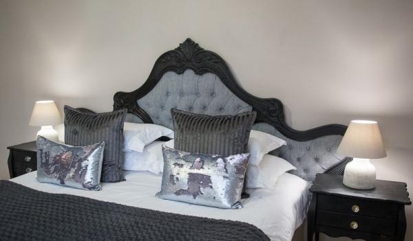 Room image 1