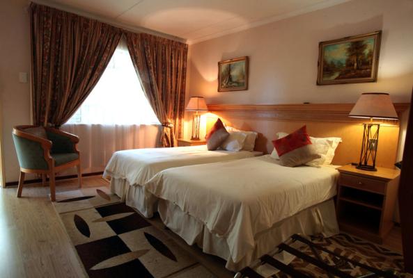 Luxury Room - Twin Beds