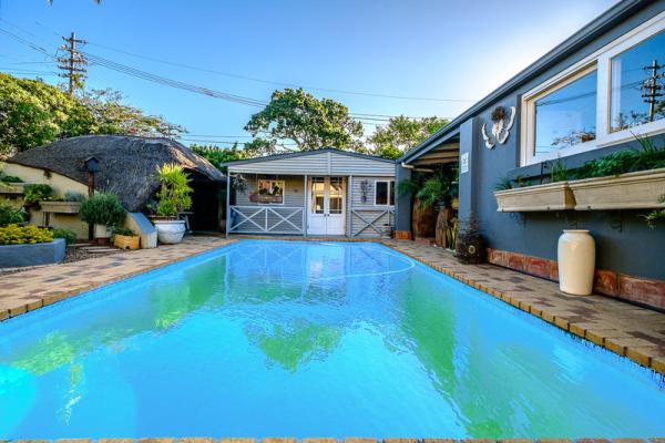 Inn-Style B&B - Swimming pool