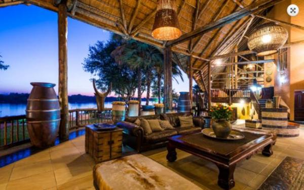 David Livingstone Safari Lodge & Spa