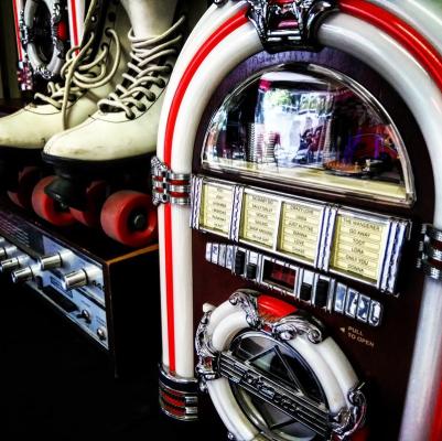 JukeBox at Marilyn's 60's Diner