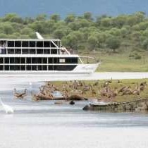 Shayamanzi Houseboats