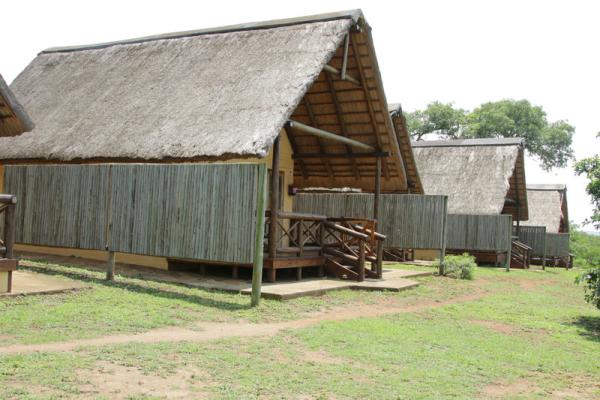 Mpila Camp - Hluhluwe-Imfolozi Game Park