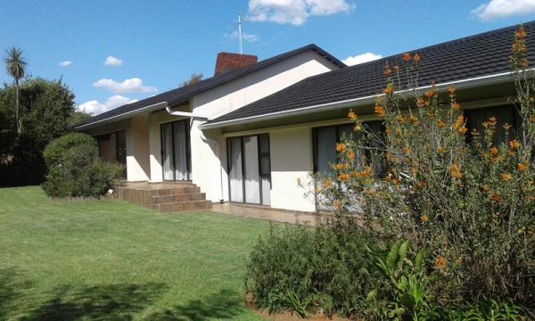 Homestead Lake Cottage