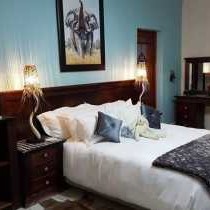 Bedroom - Luxury Suite