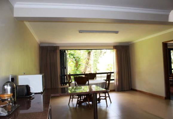 Tree House, Dining area