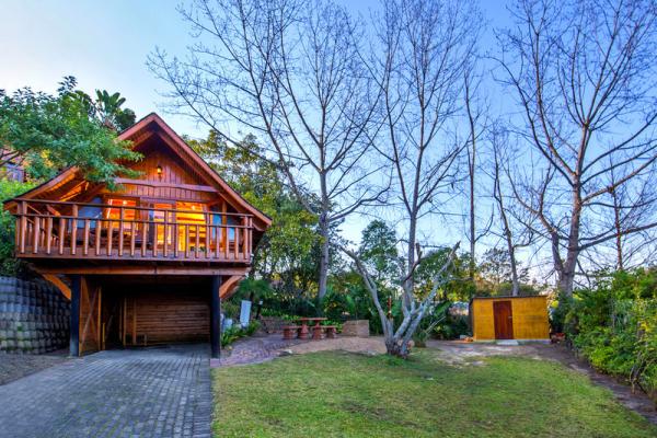 Individual Log cabin with shower