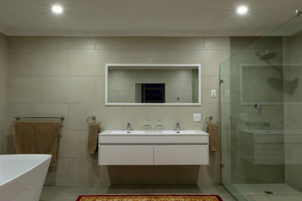 House Master Bathroom