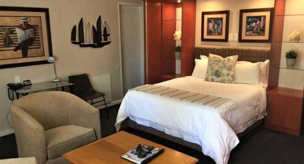 Margate Place Guesthouse Self-Catering and Bed and Breakfast Port