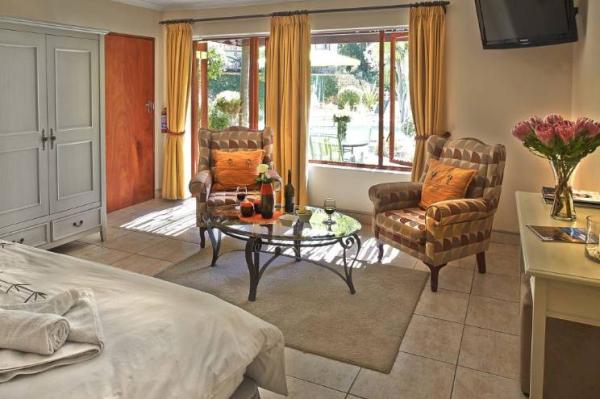 Hottentots Mountain View Guest House