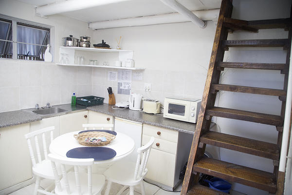 Driftwood Cottage sea view unit sleeps 2-3
