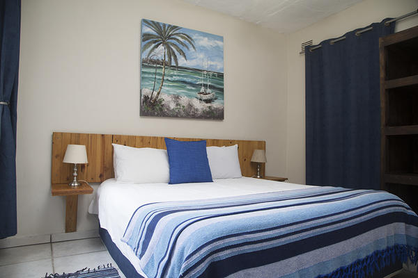 Seaview Cottage sea view 4-6 Sleeper Apartment 