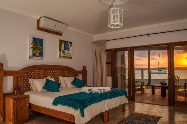 Beach Front Deluxe Rooms interior