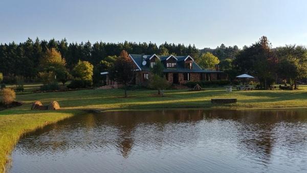 The Kingfisher Country Cottages and Trout Lodge