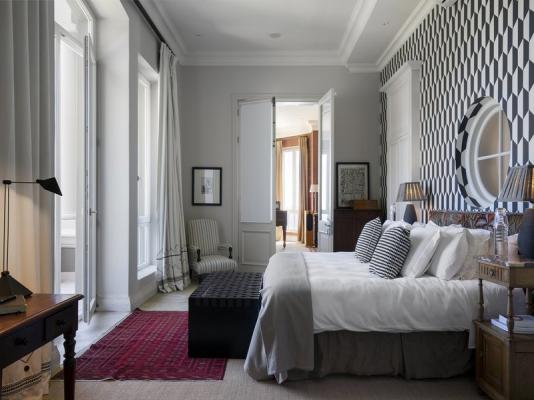 Grand Oceanfront Suite