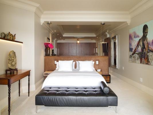 Premium Oceanfront Suite