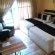 Double Room Double Room