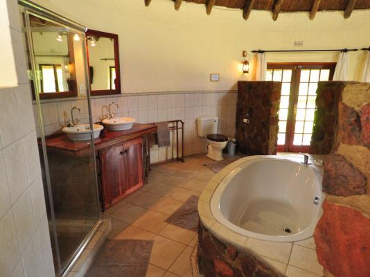 Izintaba Private Game Reserve