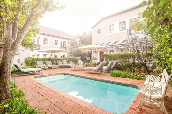 Inner Courtyard with Plunge Pool