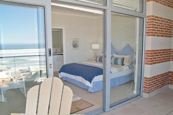 Bluebird Penthouse Muizenberg Beachfront