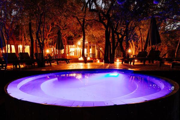 Tambuti Lodge Swimming pool