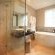 Luxury Garden View Room En-suite Bathroom