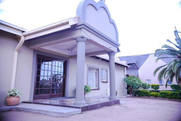 Mmakosha Lodge 