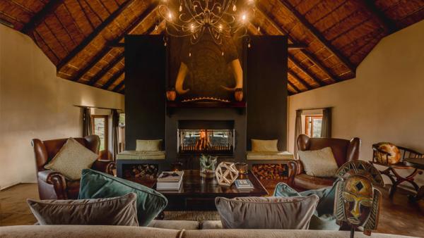 Hlosi Game Lodge