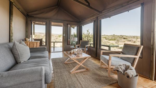 Hlosi Game Lodge